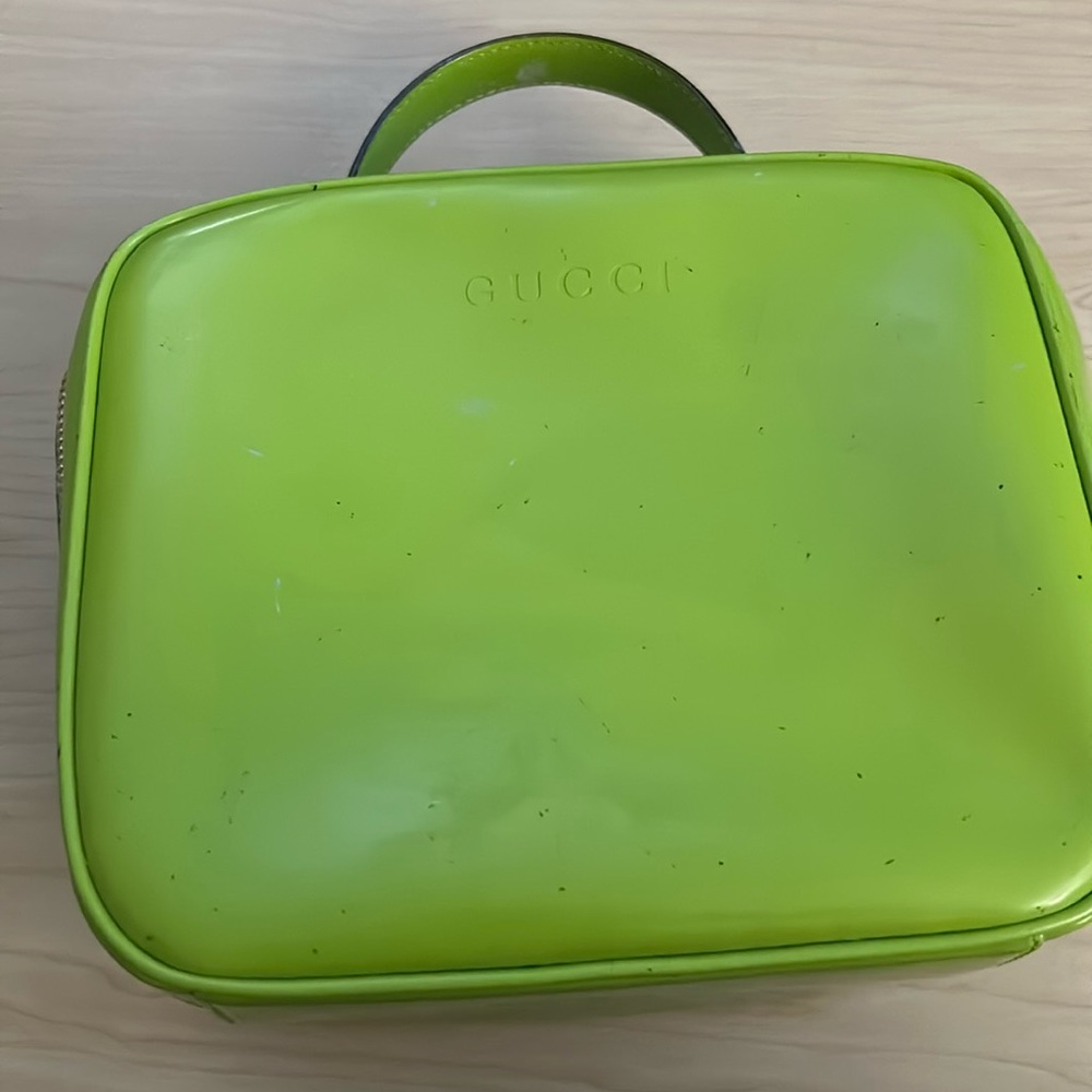 GUCCI LIME GREEN VANITY BAG fixer upper